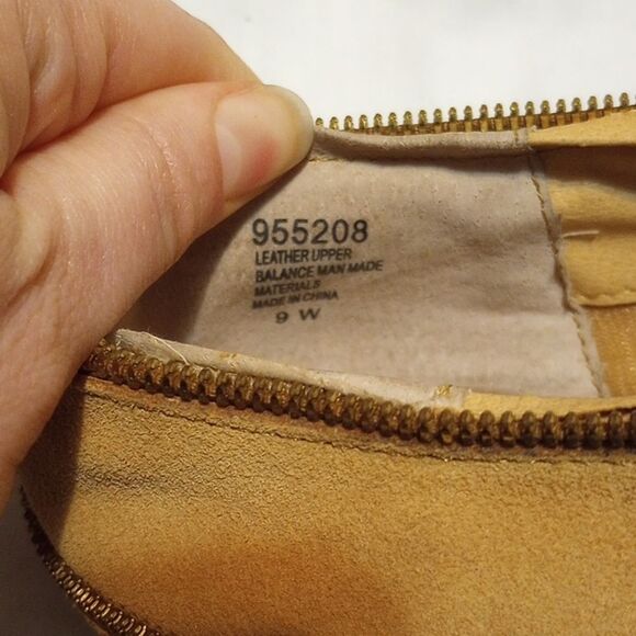 Vintage Leather AJ Valenci Tan Zippered Heels - Picture 4 of 12